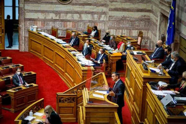 Live η ομιλία Τσίπρα στη Βουλή για την υπόθεση Παππά – Καλογρίτσα