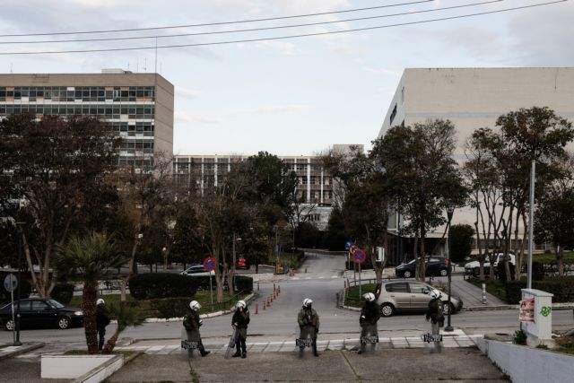 Κεραμέως : Επανέρχεται η ομαλότητα στο ΑΠΘ –  Τι είπε για σχολεία και Νέα Σμύρνη