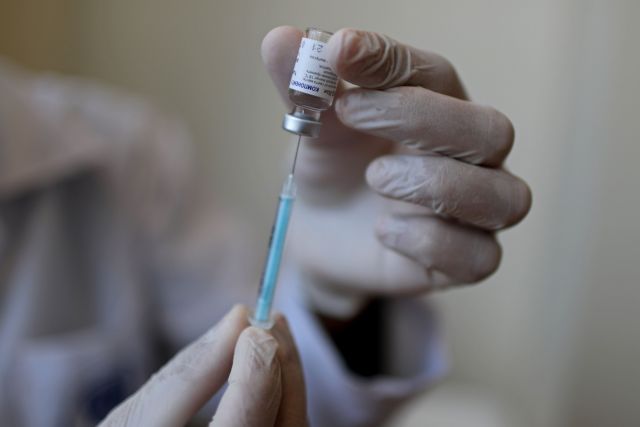 Πέντε πράγματα που πρέπει να ξέρουμε για το εμβόλιο της AstraZeneca