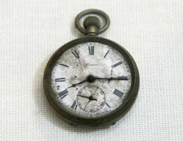 Κρήτη : Ευφάνταστα και εντυπωσιακά ρολόγια φτιάχνει ηλεκτρονικός στο Ηράκλειο