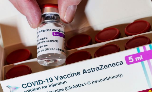 Μόσιαλος : Εύλογες οι ανησυχίες όσων εμβολιάστηκαν με AstraZeneca
