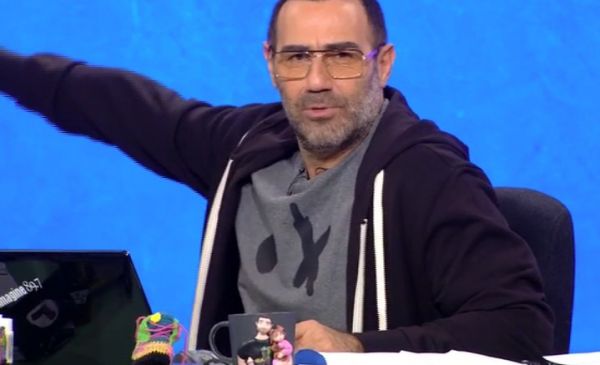 «Ράδιο Αρβύλα» : Πώς αντέδρασαν στον σεισμό που έγινε την ώρα της εκπομπής