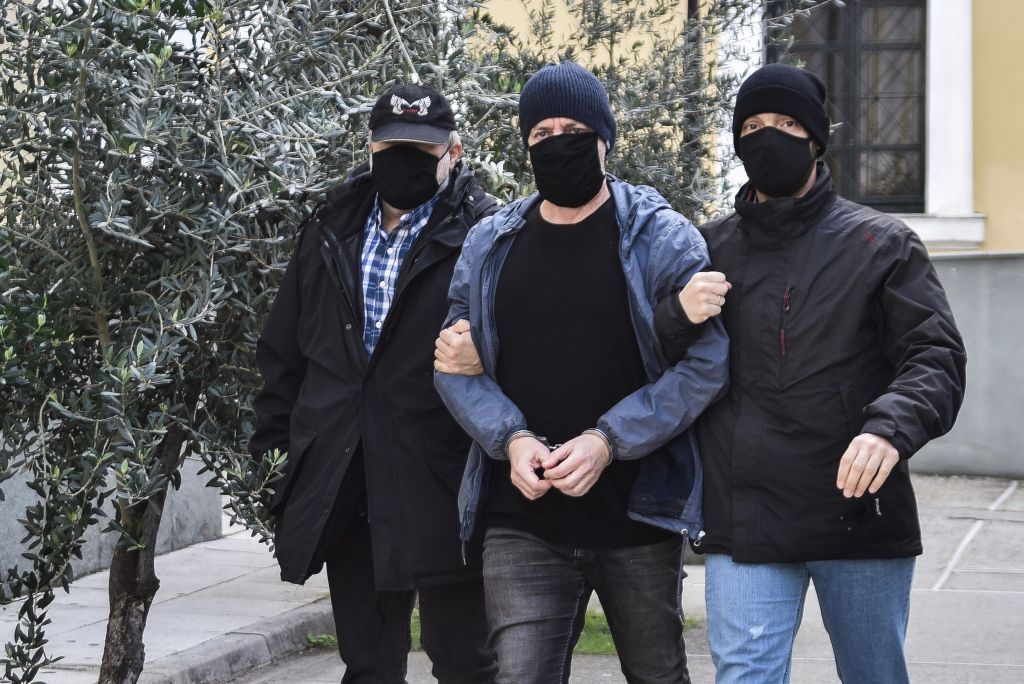 Υπόθεση Λιγνάδη : Πώς αξιολογούν οι πολίτες τις αντιδράσεις Νέας Δημοκρατίας και ΣΥΡΙΖΑ