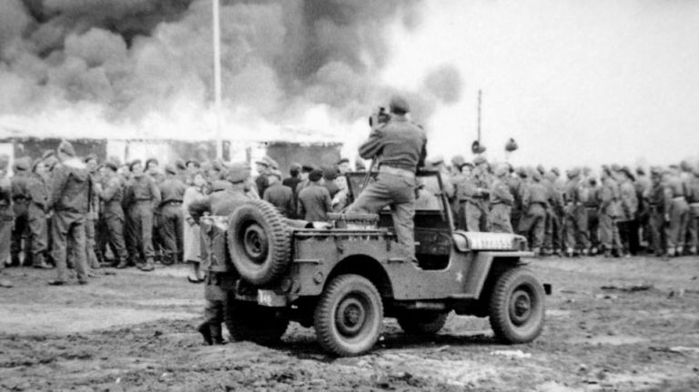 «Θα πέσει η νύχτα»: Ένα συγκλονιστικό ντοκιμαντέρ για το Ολοκαύτωμα