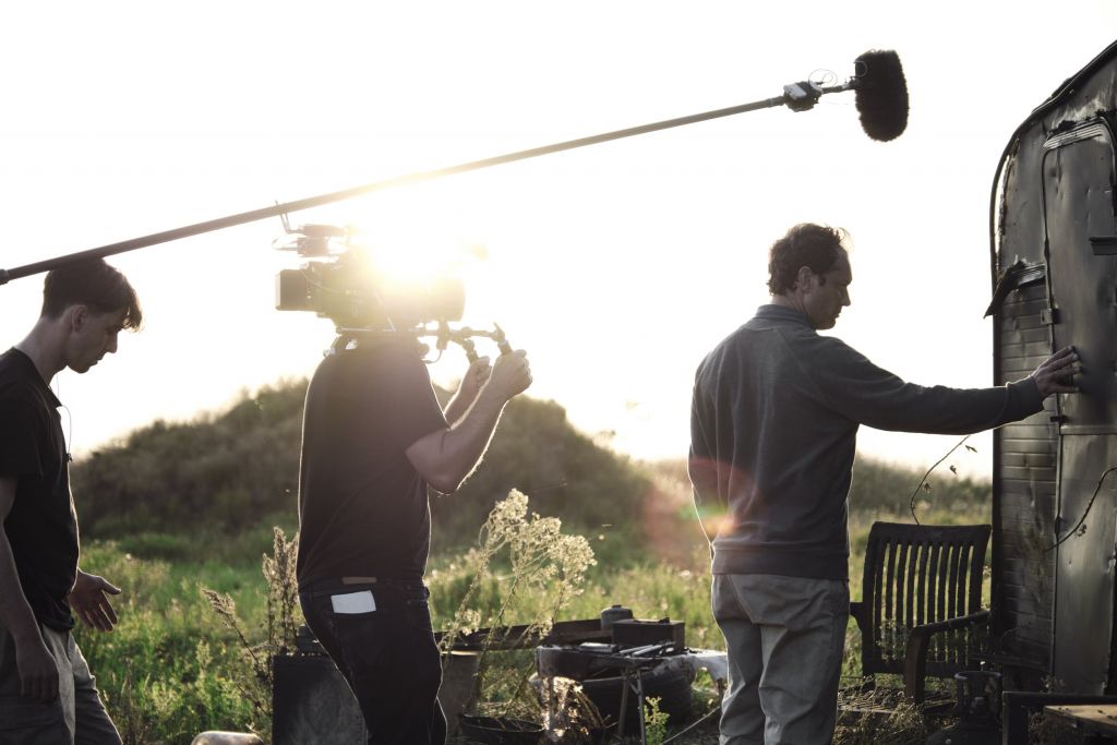 Ξεσπά πασίγνωστη ηθοποιός : Παράτησα την υποκριτική – Σιχαίνομαι την καριέρα μου, νιώθω ντροπή