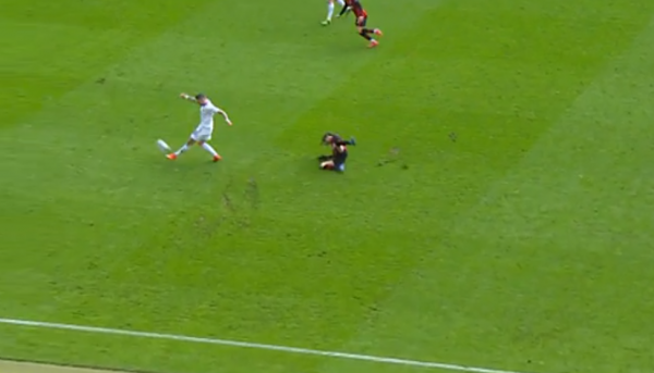 Απίθανο αυτογκόλ του Άντριχ στο Άιντραχτ – Ουνιόν (vid)