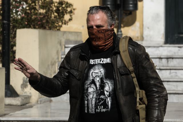 Τσαρούχας: Παρέδωσε 18 φακέλους στον εισαγγελέα – Καταγγελίες για τουλάχιστον τρία πρόσωπα