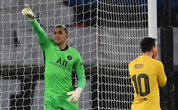Παρί-Μπαρτσελόνα : Δείτε την μεγάλη απόκρουση του Νάβας στο πέναλτι του Μέσι (vid)