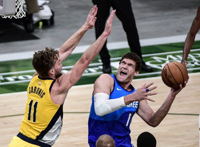 NBA : Εντυπωσιακοί οι Μπακς και χωρίς τον Γιάννη – Συνέτριψαν τους Πέισερς με 140-113