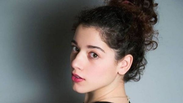 Μαριέλλα Δουμπού: “Πρώτα έμαθα μουσική και μετά να διαβάζω”