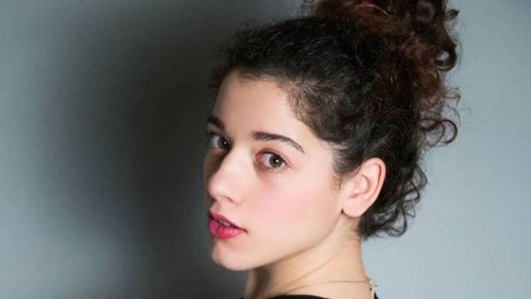 Μαριέλλα Δουμπού: «Πρώτα έμαθα μουσική και μετά να διαβάζω»