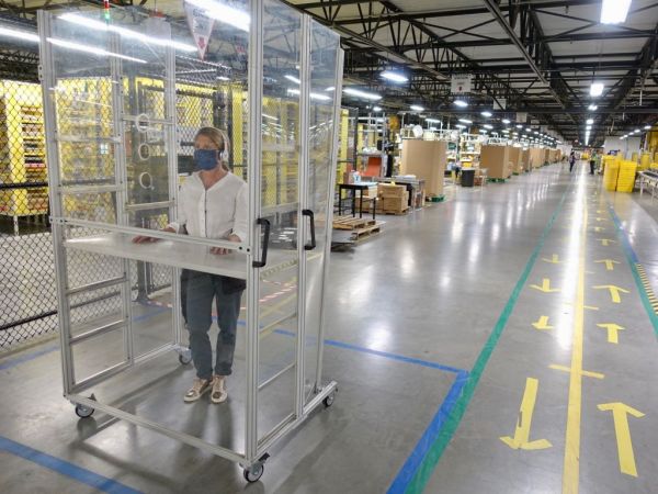 Καναδάς : Λουκέτο σε κέντρο διανομής της Amazon μετά τον εντοπισμό εκατοντάδων κρουσμάτων κορονοϊού