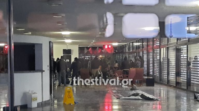 ΑΠΘ : Επέμβαση της ΕΛ.ΑΣ για την εκκένωση της κατάληψης στην πρυτανεία –  Προσαγωγές από την αστυνομία