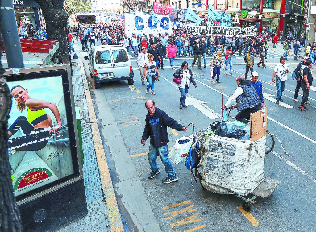 Το «παράδοξο» της Αργεντινής – Εκατό χρόνια από κρίση σε κρίση