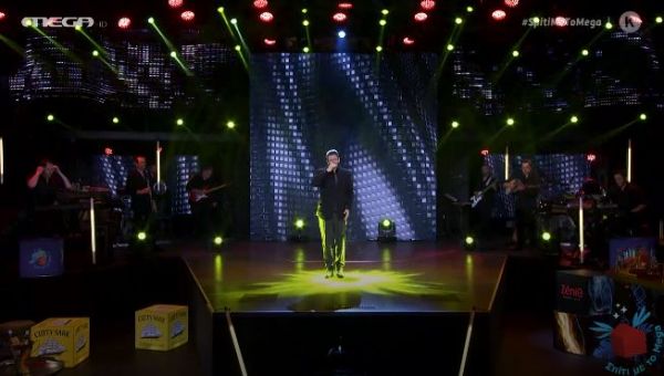 Πάνος Κιάμος: «Άσε με μένα» και «Έχω πονέσει για αυτήν»