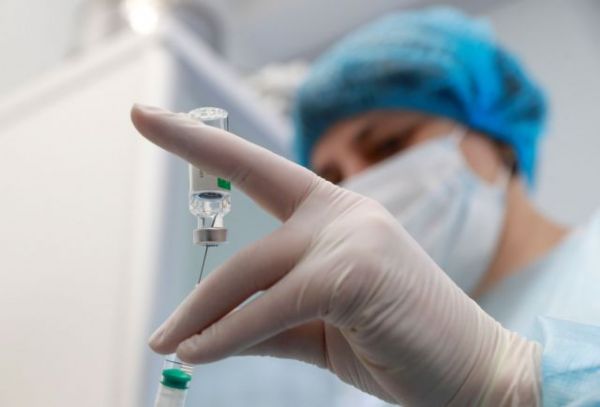 ΕΟΜ: Δεν προκλήθηκε θάνατος στην Αυστρία από το εμβόλιο της AstraZeneca