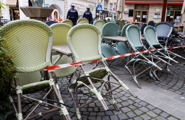 Αυστρία : Μειώνεται η εμπιστοσύνη του πληθυσμού στα μέτρα για την πανδημία