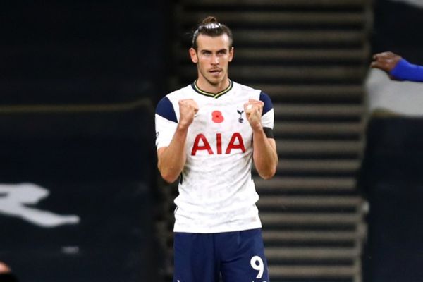 Υπέρ του μποϊκοτάζ στα social media ο Μπέιλ