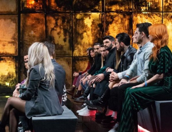 Battle of the Couples Spoiler: Tα πάνω κάτω στην Τελετή των Βραχιολιών