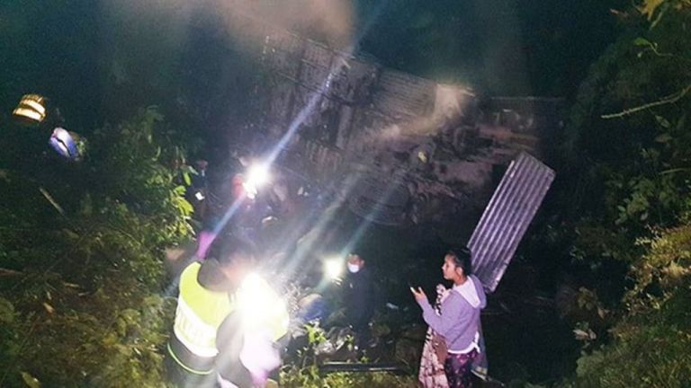 Βολιβία : Πτώση λεωφορείου σε χαράδρα – Τουλάχιστον 2 νεκροί