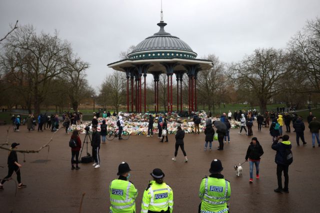 Βρετανία : Ο Τζόνσον στηρίζει την Σκότλαντ Γιαρντ – Τι προηγήθηκε