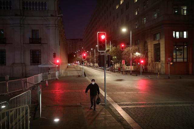 Χιλή : Εξαρση των κρουσμάτων και αυστηρά μέτρα παρά την ταχεία πρόοδο των εμβολιασμών