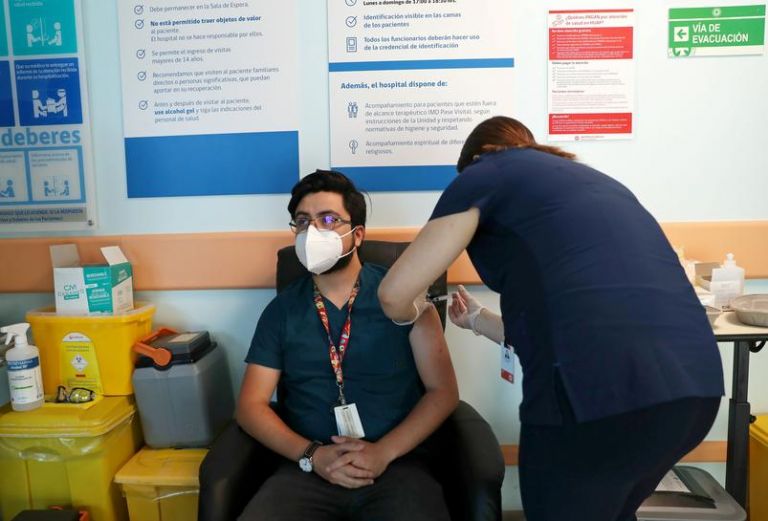 Χιλή : Οι καλοκαιρινές διακοπές εκτίναξαν τον αριθμό των κρουσμάτων παρά τους εμβολιασμούς