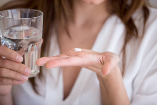 Με αυτό το χυμό μην καταπιείτε ποτέ το χάπι σας – Τι προειδοποιούν οι ειδικοί