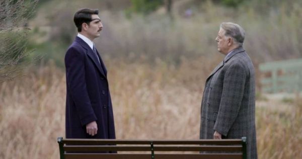 Άγριες Μέλισσες : Έξαλλο το Twitter με τον Θέμελη – Το… αρσενικό παλαιάς κοπής και οι συγκρίσεις με τον Χαϊκάλη