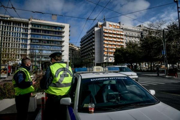 Κοροναϊός : Πρόστιμα 450.000 ευρώ για παραβάσεις των μέτρων προστασίας