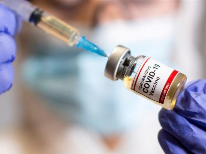 Θεοχάρης στο Politico: Το πιστοποιητικό εμβολιασμού να καθιερωθεί το συντομότερο δυνατόν