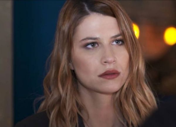 Άγριες Μέλισσες: Μυστικός αρραβώνας για πρωταγωνιστές της σειράς