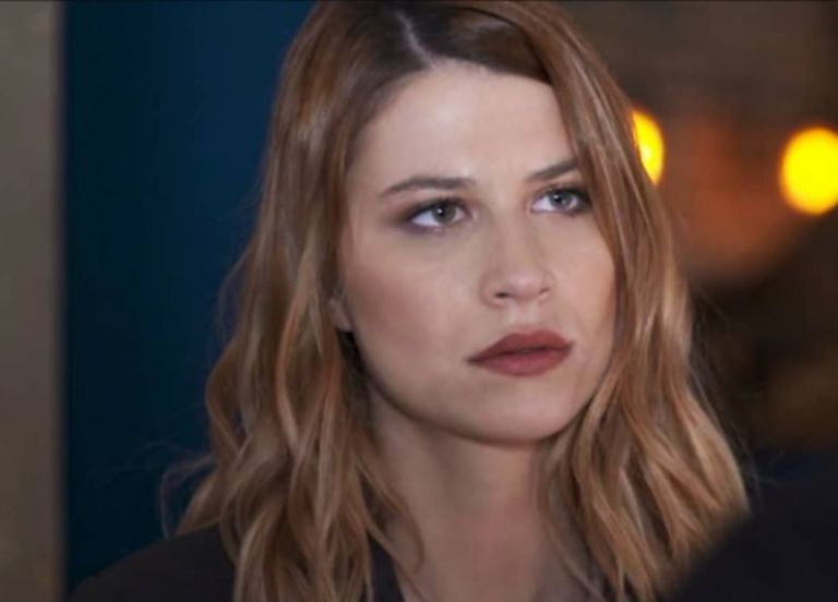 Άγριες Μέλισσες: Μυστικός αρραβώνας για πρωταγωνιστές της σειράς