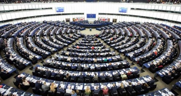 ΚΚΕ : Η ΕΕ ενισχύει την εμπορευματοποίηση της υγείας, με την πανδημία εκτός ορίων