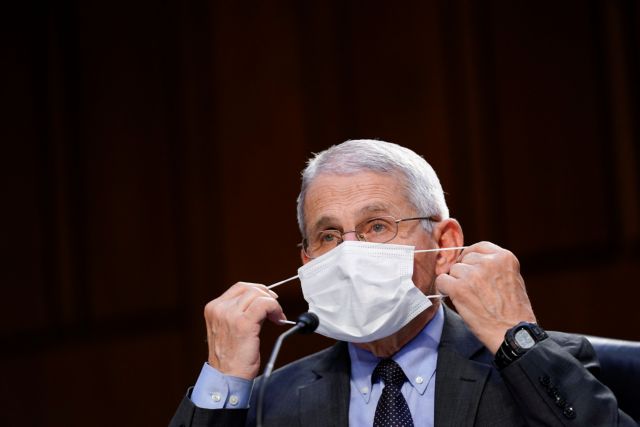 Δρ. Φάουτσι: Πότε πρέπει τα παιδιά να φορούν μάσκα