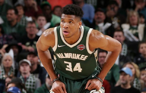 Κλίπερς – Μπακς 129-105