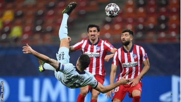 Champions League : Σφραγίζει την πρόκριση η Μπάγερν – Σκληρή μάχη στο Στάμφορντ Μπριτζ