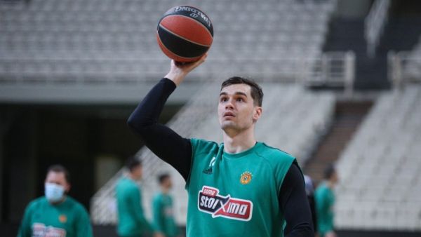 Χεζόνια : Δεν παίζω για να γεμίσω το πορτοφόλι μου, αλλά για να ταΐσω την ψυχή μου