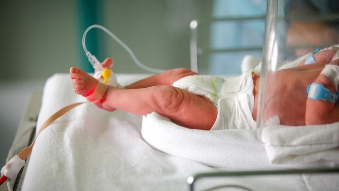 Κρήτη : Πώς το μωρό που θεωρήθηκε νεκρό απέκτησε σφυγμό