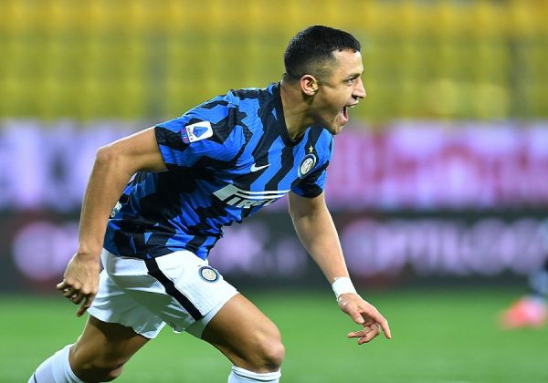 Στο +6 η Ίντερ με «υπογραφή» Σάντσες (1-2)