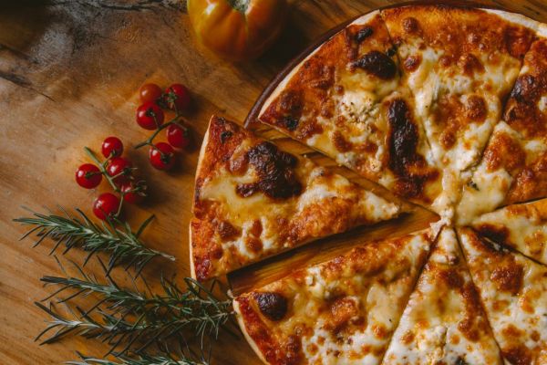 Είναι επίσημο: Βρήκαμε την πιο αηδιαστική πίτσα του κόσμου