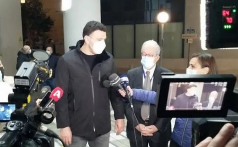 Στην εφημερία του νοσοκομείου Ερρίκος Ντυνάν ο υπουργός Υγείας Βασίλης Κικίλιας