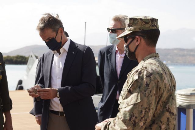 Αμερικανικό αεροπλανοφόρο Αϊζενχάουερ : Στη Σούδα ο Μητσοτάκης με φόντο το σκηνικό «πολέμου» ΗΠΑ και Ρωσίας