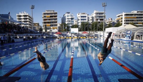 «Δώστε και πάλι ζωή στα κολυμβητήρια» – Κραυγή αγωνίας από τρεις προπονητές