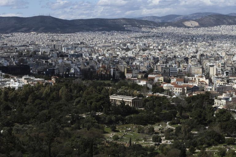 Κοροναϊός : Πού εντοπίζονται τα 2.588 κρούσματα – Δείτε αναλυτικά τον χάρτη της διασποράς