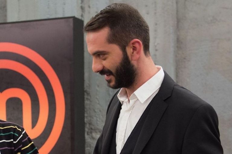 MasterChef: Κόντεψε να πέσει κάτω ο Κουτσόπουλος, και όχι από τα γέλια