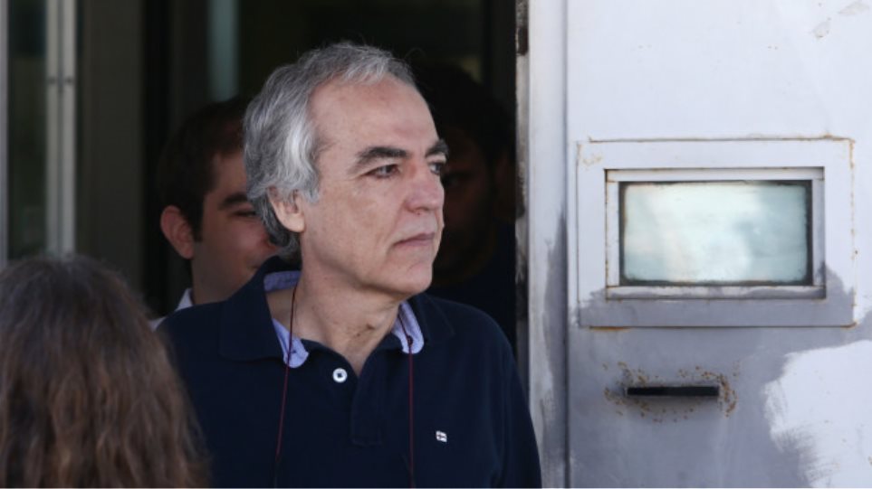 Δημήτρης Κουφοντίνας : Νέο μήνυμα από το νοσοκομείο – «Συνεχίζω μέχρι τη δικαίωση του αιτήματός μου»