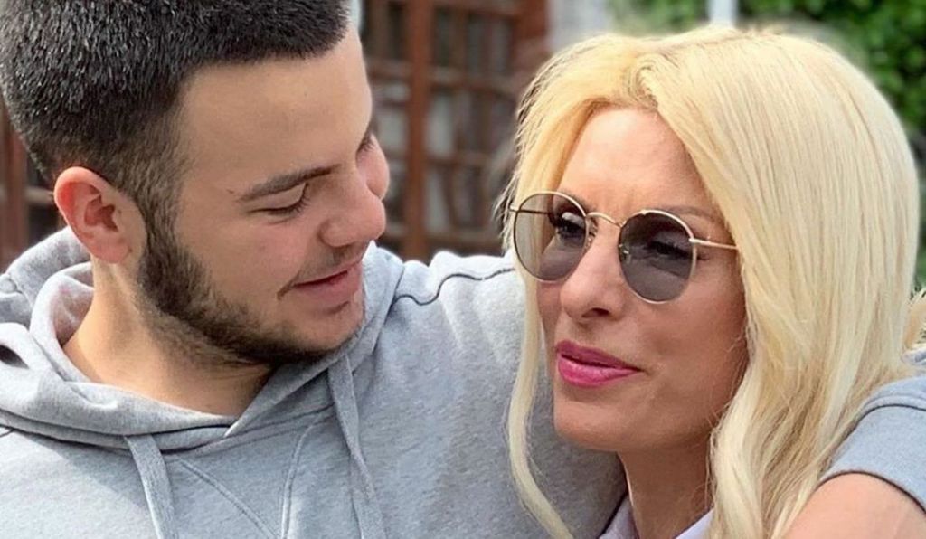 Ελένη Μενεγάκη: Το σχόλιο του Άγγελου Λάτσιου που έριξε το Instagram