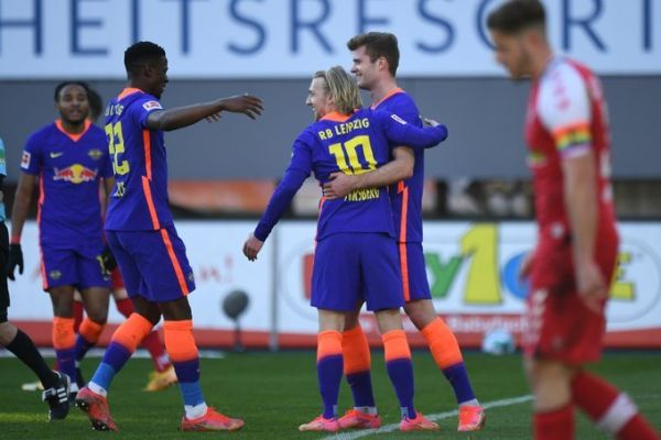 Πέρασε στην κορυφή και… περιμένει η Λειψία (0-3), «Κόλλησε» η Άιντραχτ (1-1)