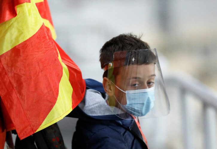 Β. Μακεδονία : Ραγδαία εξάπλωση του κοροναϊού – Κατά χιλιάδες πηγαίνουν στη Σερβία για εμβολιασμό